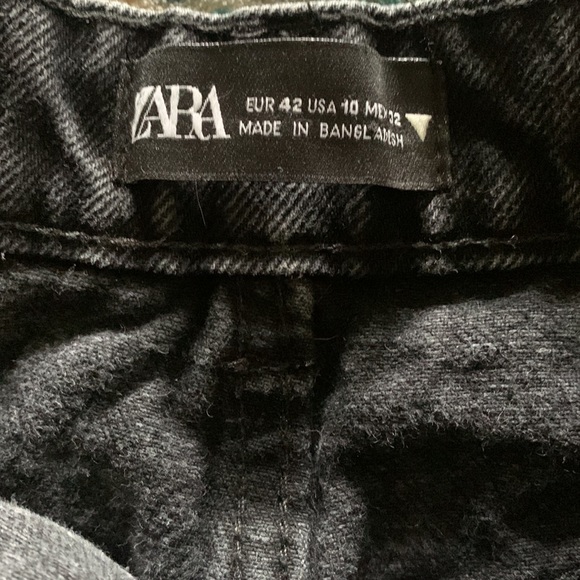 Zara High Rise Shorts - Picture 3 of 3